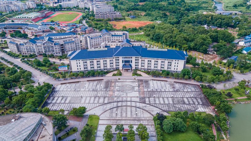 电子代工与贴片厂：揭秘两者间的差异与联系